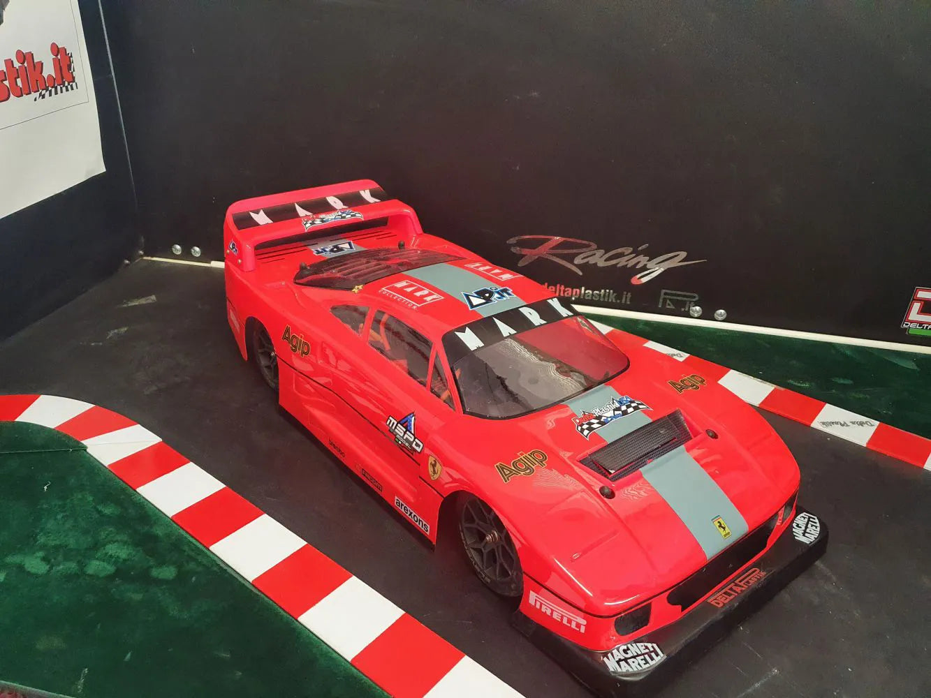 4001 F40 for Arrma Vendetta and Infraction Mega 1/8