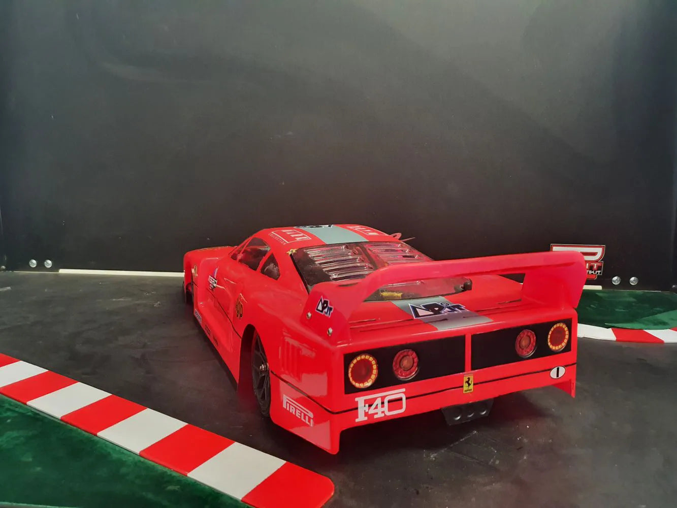 4001 F40 for Arrma Vendetta and Infraction Mega 1/8