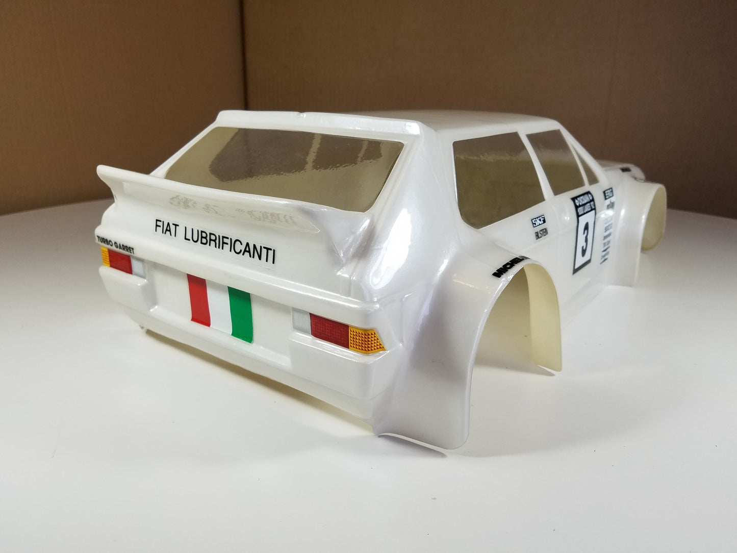 F. R. TC 105 1/8 SCALE GT CLEAR RC CAR BODY - 0110