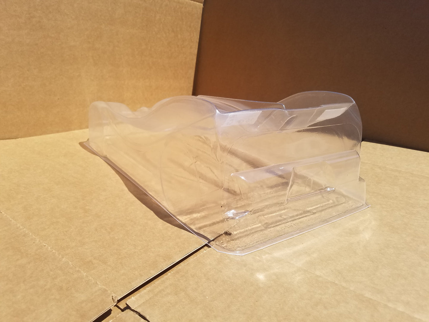 Delta Plastik 7505 - Dome GT2 1/8 Scale GT2 360mm RC car body