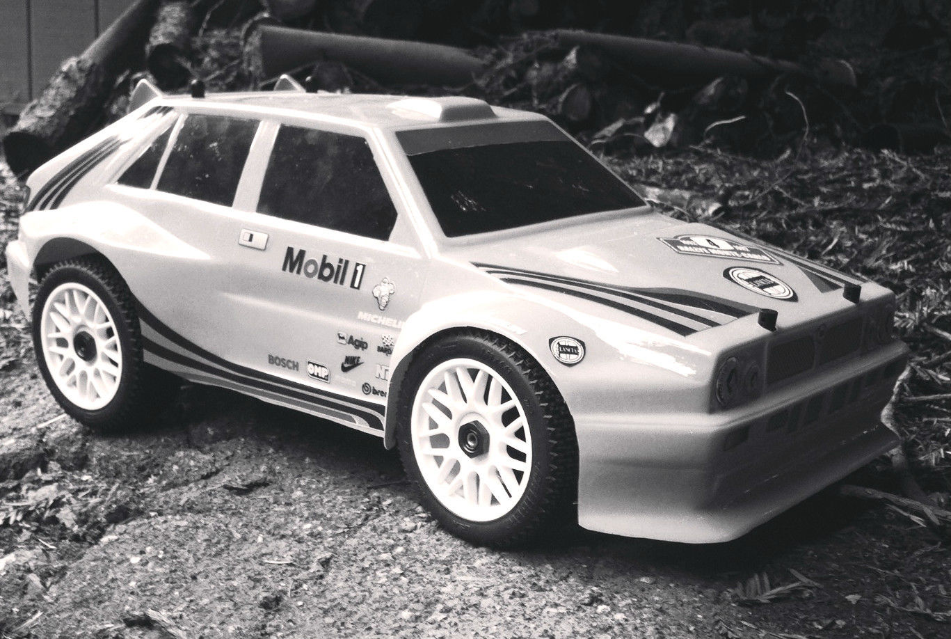 LANCIA DELTA INTEGRALE 1/8 SCALE GT CLEAR RC CAR BODY - 0109