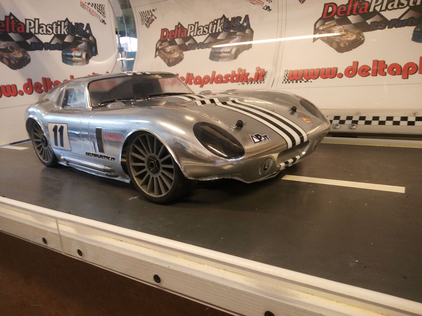 Delta Plastik 0180 - Shelby Cobra Daytona 1/8 scale