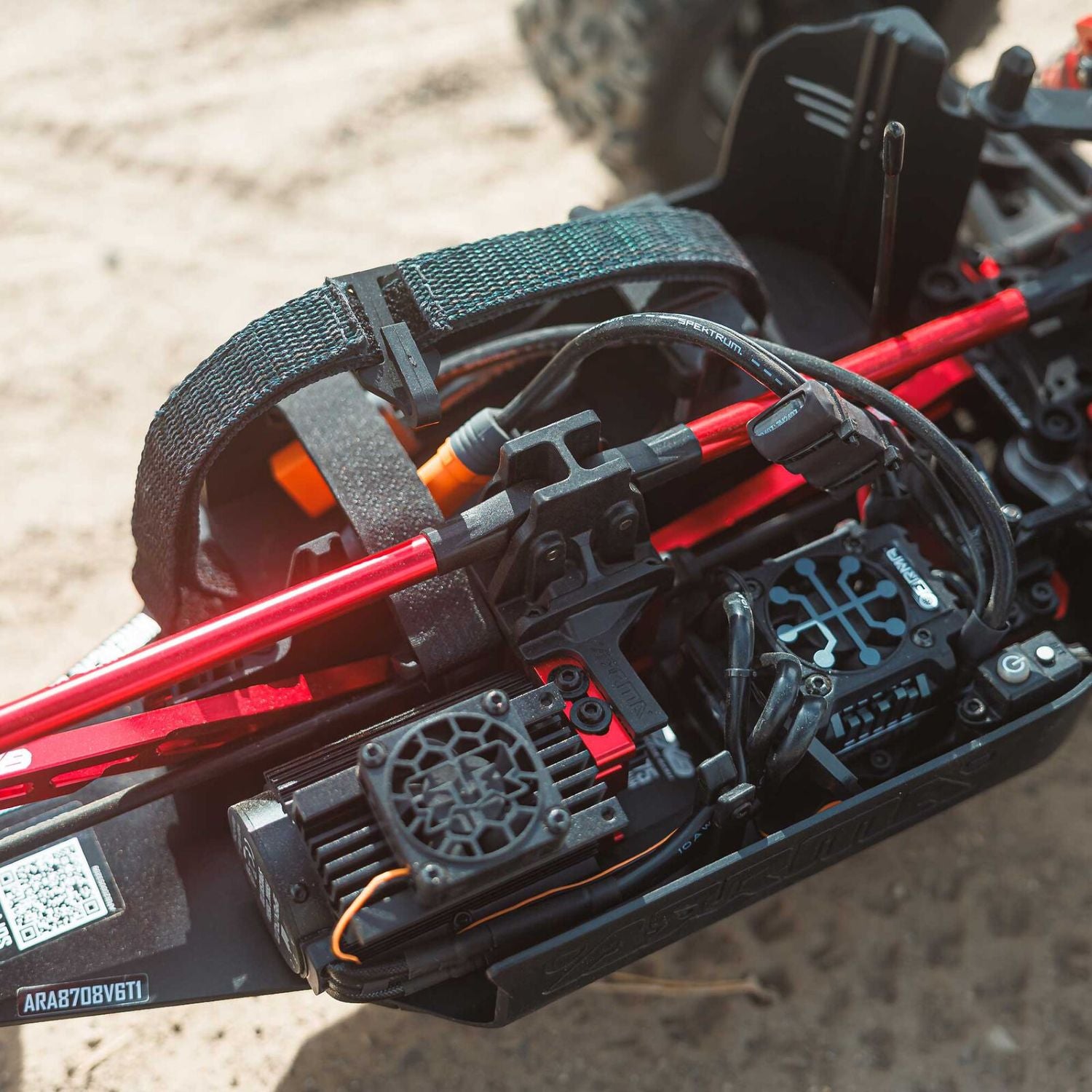 Close-up of a detailed model vehicle with red and black components-1/8 ARRMA KRATON 6S EXB 4X4 RTR Brushless Speed Truck