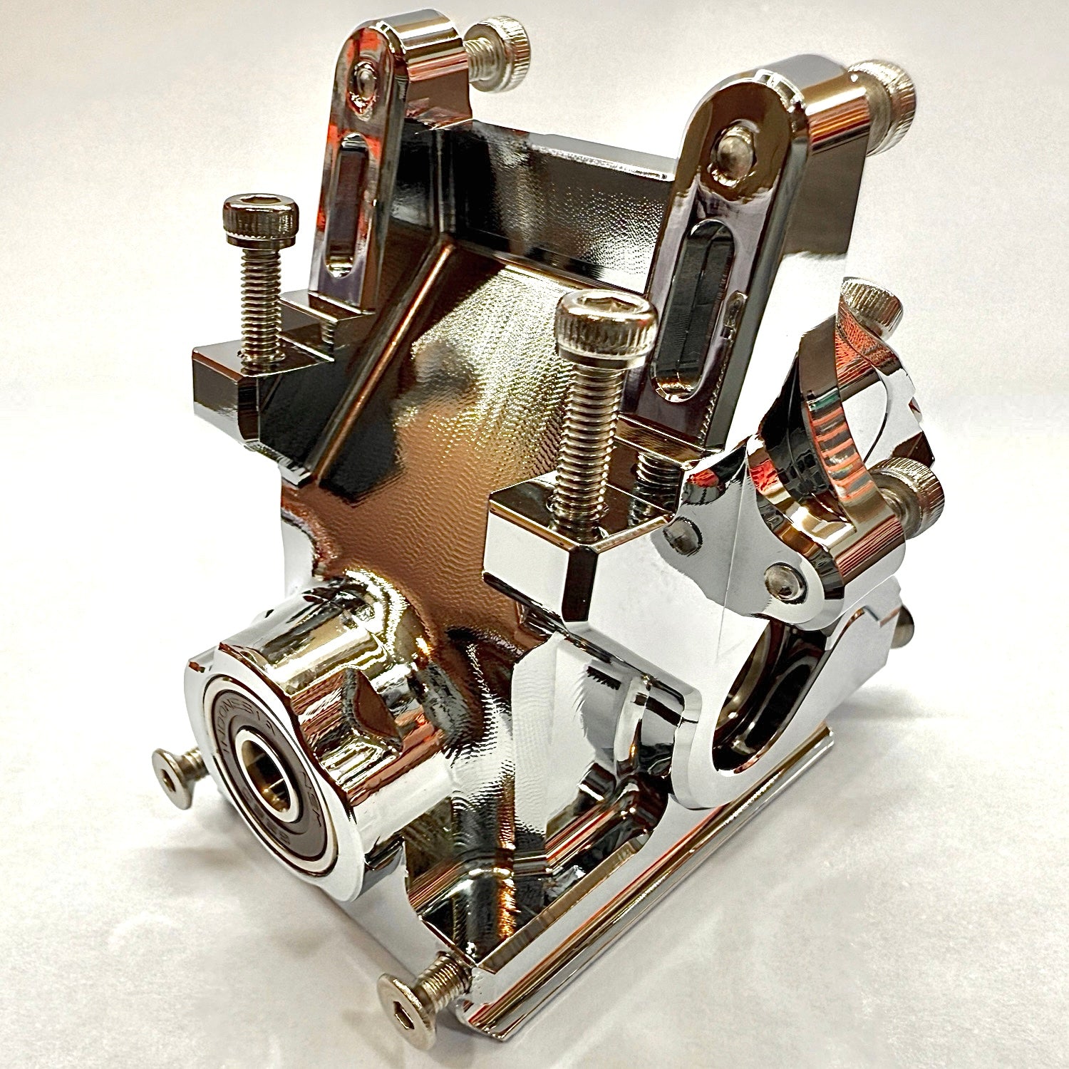 Perfect Pass RC 7075 Aluminum Bulkhead – Front Polished Finish, Precision Bearing Housing View